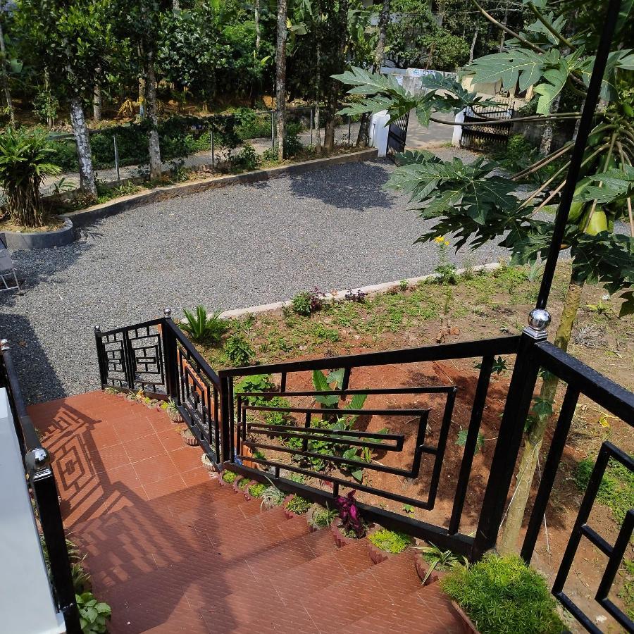 Ben Cottage Thekkady Exterior photo