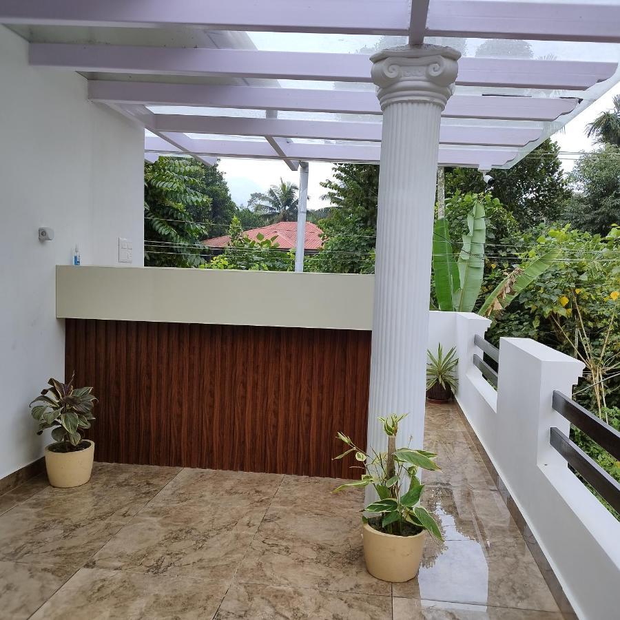 Ben Cottage Thekkady Exterior photo